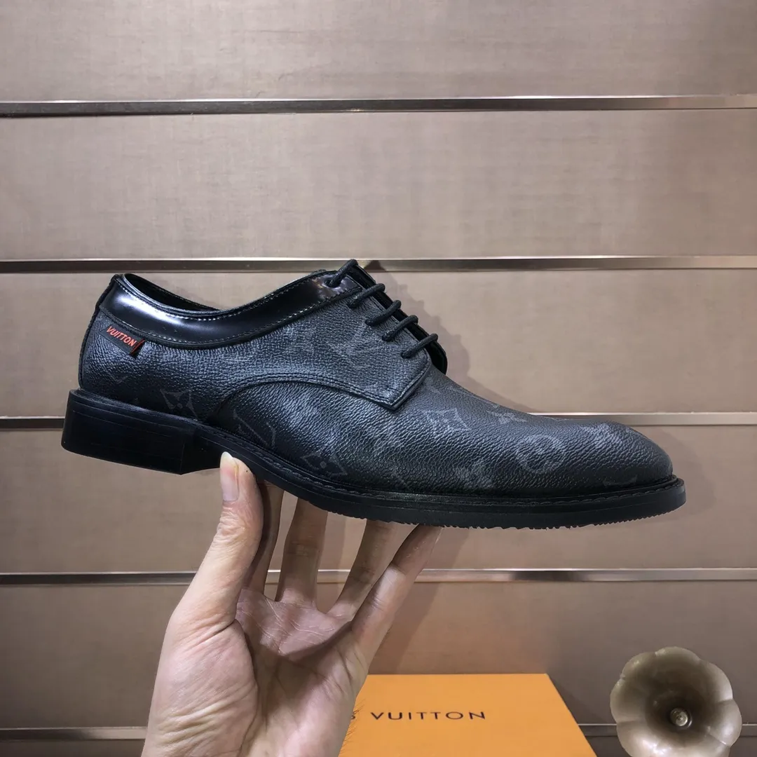 Men's shoes💰460💰【LOUIS VUITTON】(sheepskin lining) new cowhide LV formal shoes🎩🎩❗️🆘made one to one at the counter🎩original quality, imported cowhide upper➕full sheepskin lining➕original rubber outsole, {high quality visible}👣Size: 38-45 (45 custom-made)